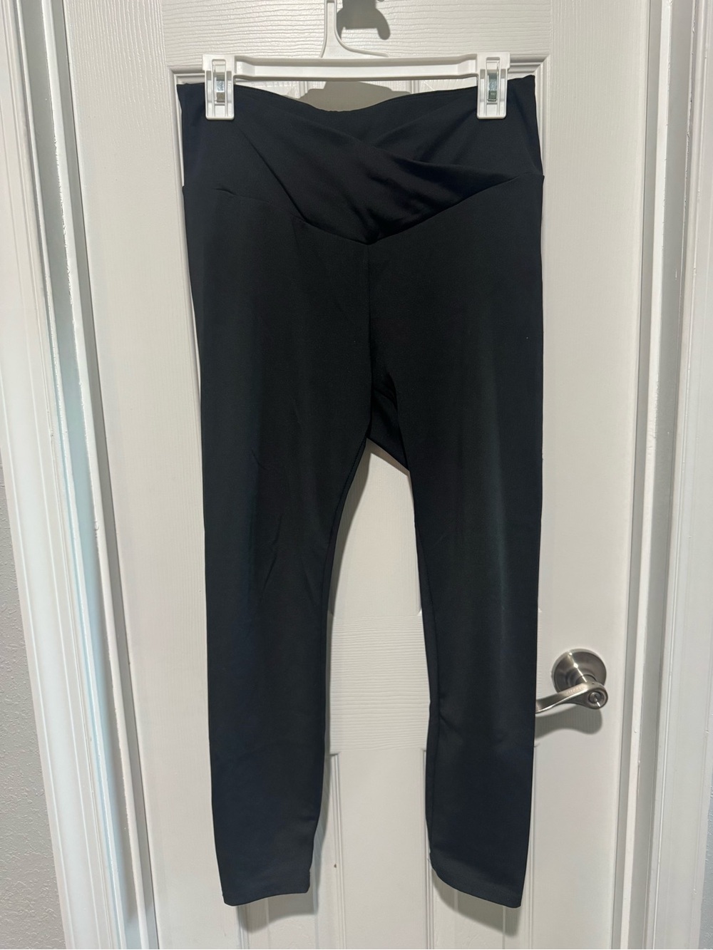 SHEIN Black Cross-Waist Active Leggings